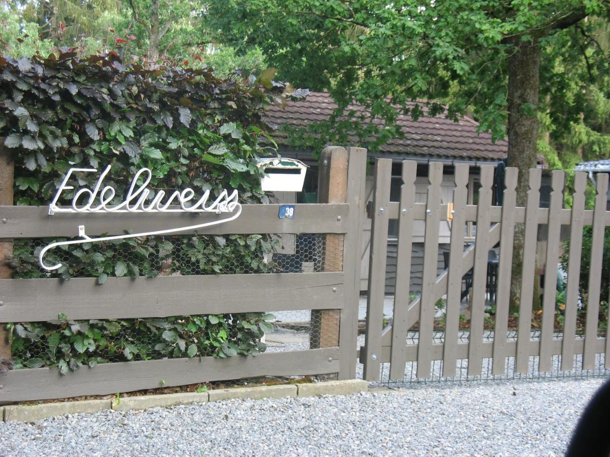 Durbuy Kleine Familiechalet Edelweiss 4 A 5 Pers Exterior photo